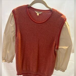 Women's Short-Sleeved Coral Sweater with Cream Sleeves